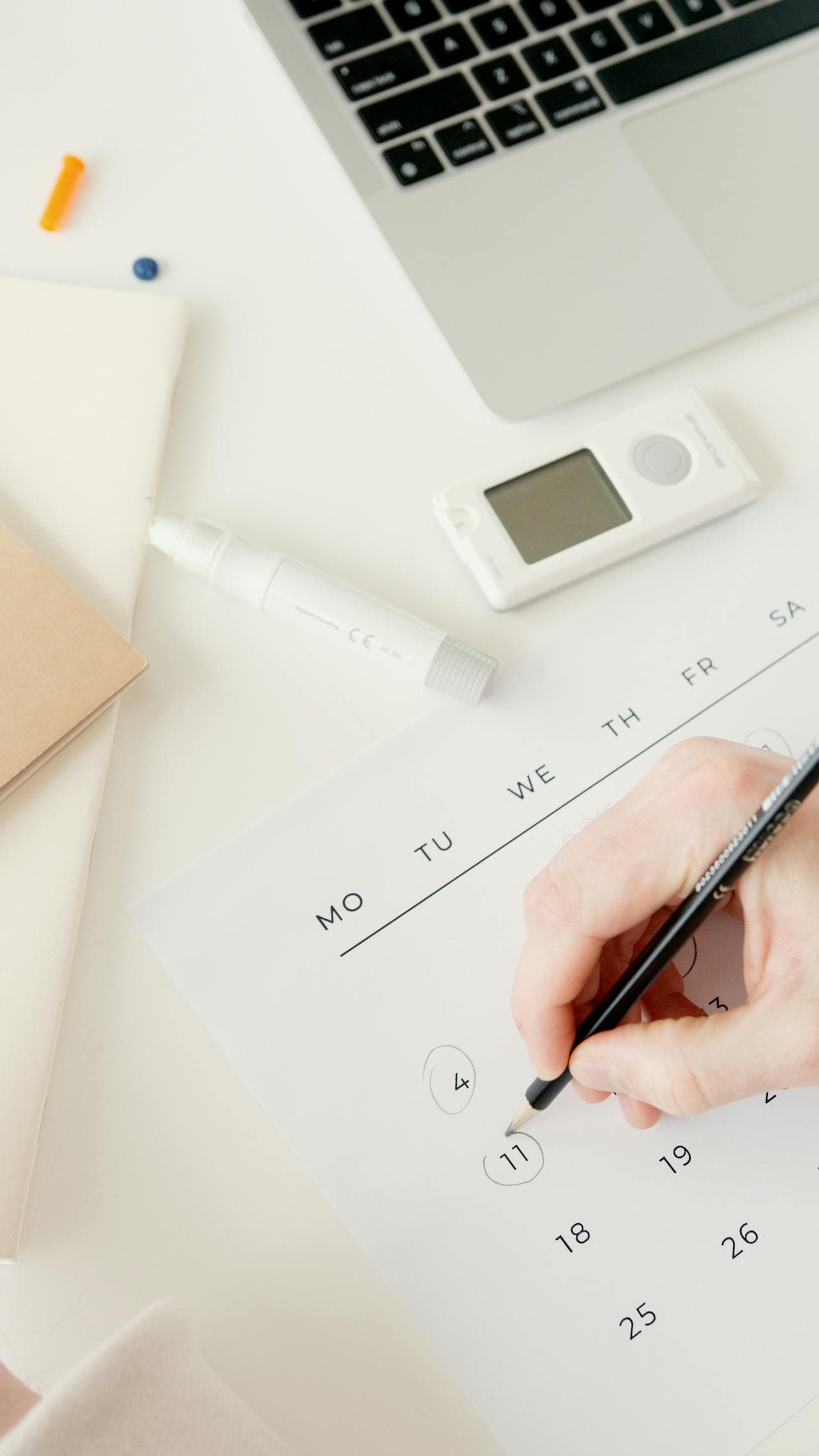 Planning a manageable weekly schedule for career restart — about one hour per day
